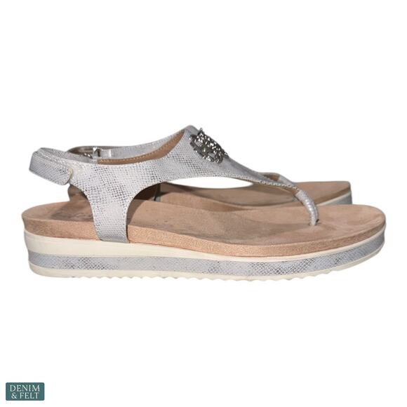 LifeStride Velocity 2.0 Soft System Buckle Thong Sandals Gold Size 10 - Picture 12 of 16